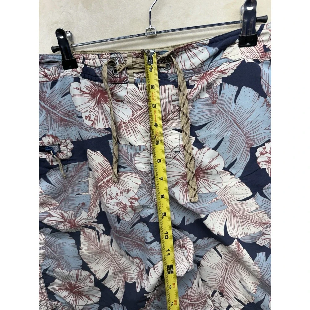 Patagonia Men's Board Swim Shorts Trunks Beach Blue Floral Zip Pocket Size 34